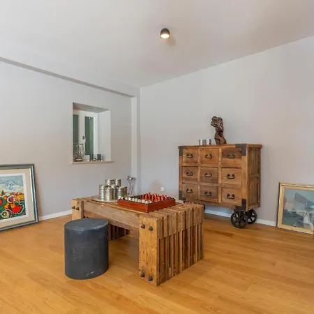 Awesome In With Kitchen Holiday home