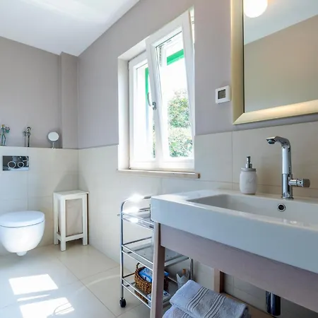 Awesome In With Kitchen Postira
