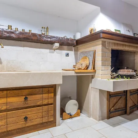 Holiday home Awesome In With Kitchen